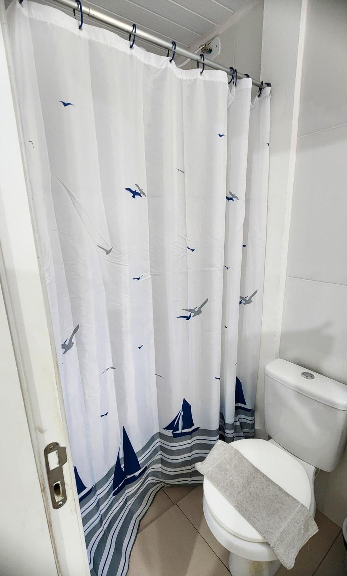 Apartamento E104 - Ap Economico Em Bc Terreo, Ar, Wiffi, Cozinha *
